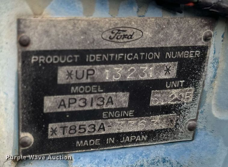 image for item EN0003 1985 Ford 1710 tractor