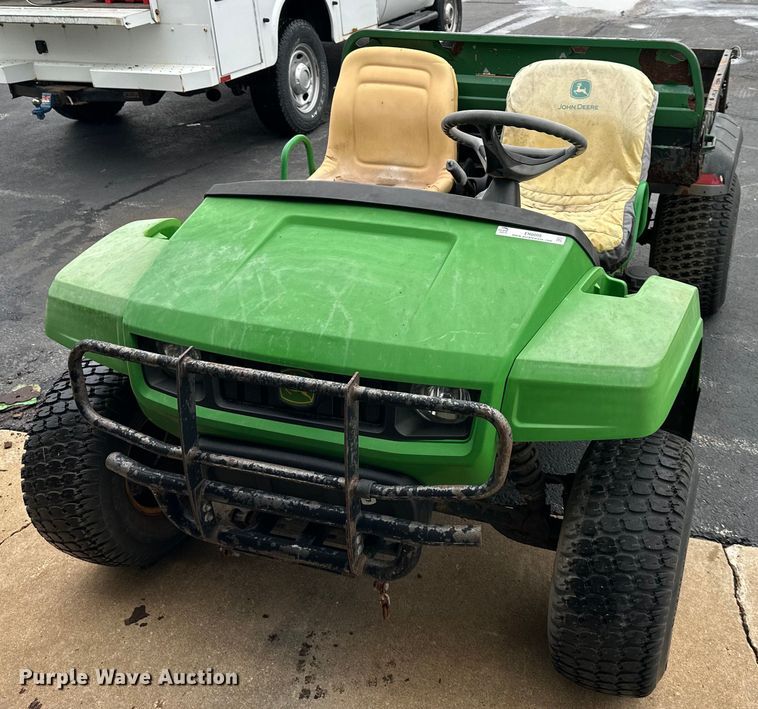 image for item EN0005 2006 John Deere  Gator  utility vehicle