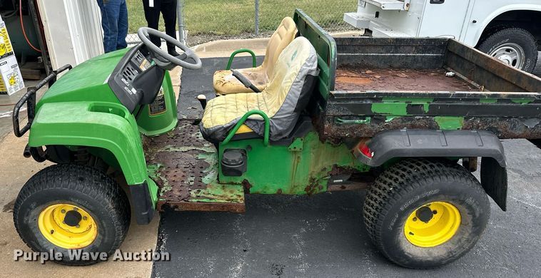 image for item EN0005 2006 John Deere  Gator  utility vehicle