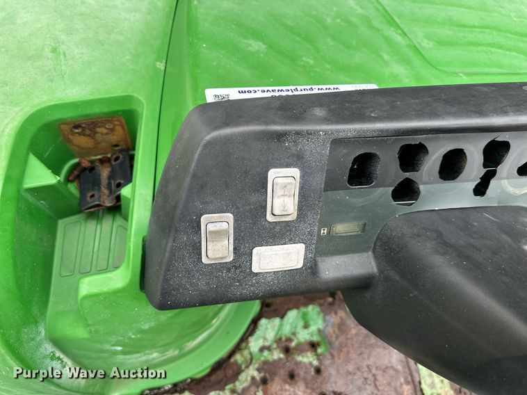 image for item EN0005 2006 John Deere  Gator  utility vehicle