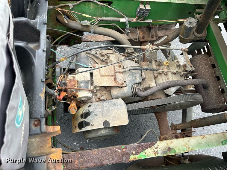 image for item EN0005 2006 John Deere  Gator  utility vehicle