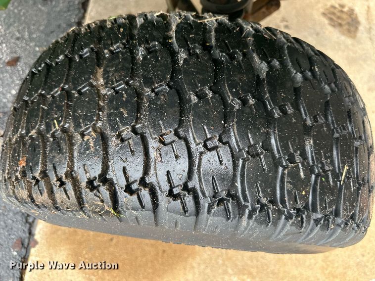 image for item EN0005 2006 John Deere  Gator  utility vehicle