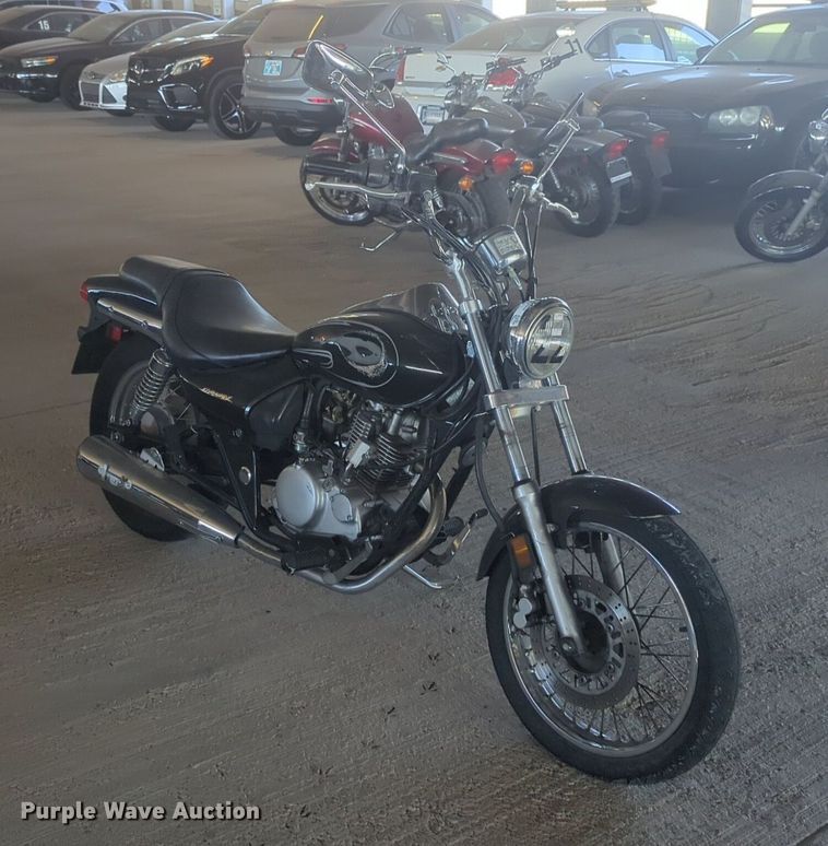 image for item EQ2122 2005 Kawasaki Eliminator motorcycle