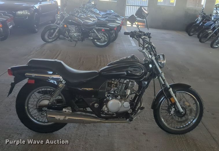 image for item EQ2122 2005 Kawasaki Eliminator motorcycle