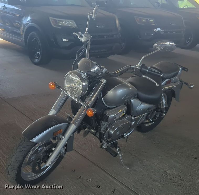 image for item EQ2123 2009 Hyosung Aquila motorcycle