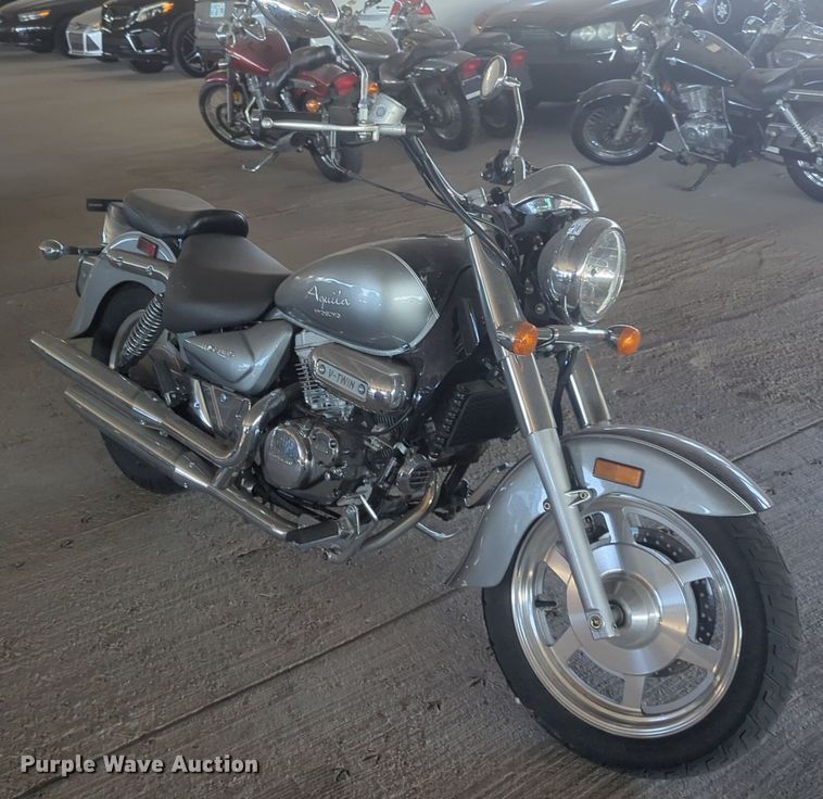 image for item EQ2123 2009 Hyosung Aquila motorcycle