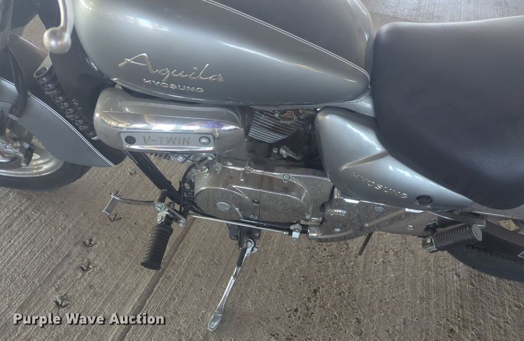 image for item EQ2123 2009 Hyosung Aquila motorcycle