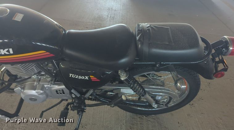 image for item EQ2124 2018 Suzuki TU250X motorcycle
