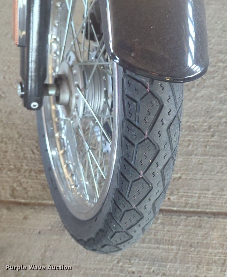 image for item EQ2124 2018 Suzuki TU250X motorcycle