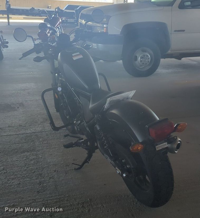 image for item EQ2125 2019 Honda Rebel motorcycle