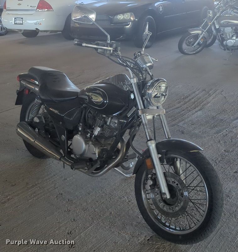 image for item EQ2127 2005 Kawsaki Eliminator motorcycle