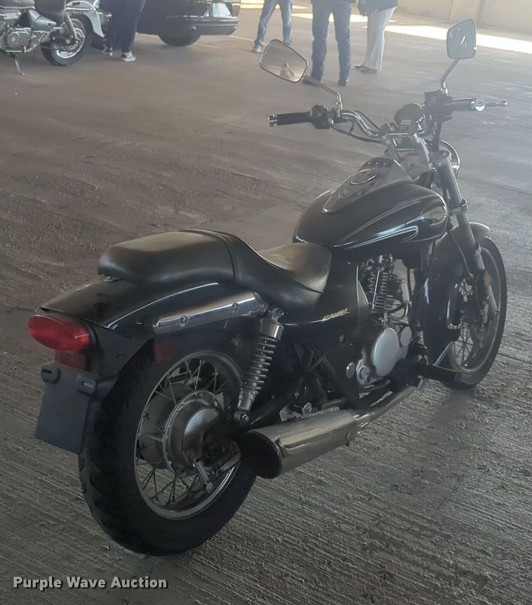 image for item EQ2127 2005 Kawsaki Eliminator motorcycle