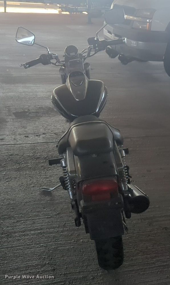 image for item EQ2127 2005 Kawsaki Eliminator motorcycle