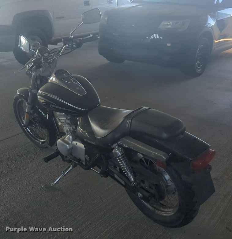 image for item EQ2127 2005 Kawsaki Eliminator motorcycle