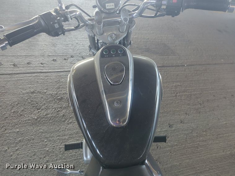 image for item EQ2127 2005 Kawsaki Eliminator motorcycle