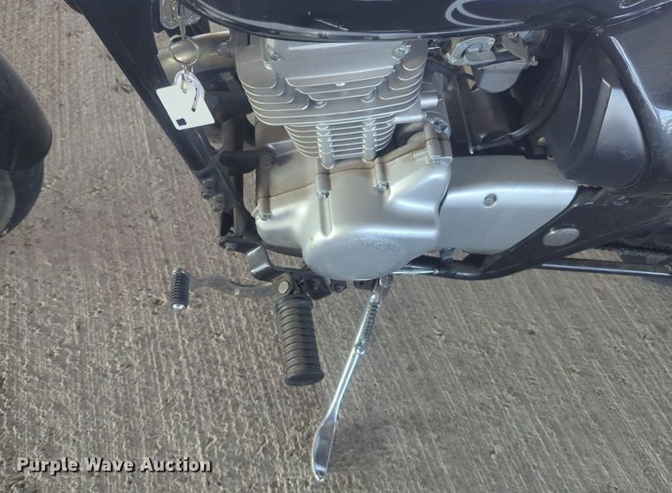 image for item EQ2127 2005 Kawsaki Eliminator motorcycle