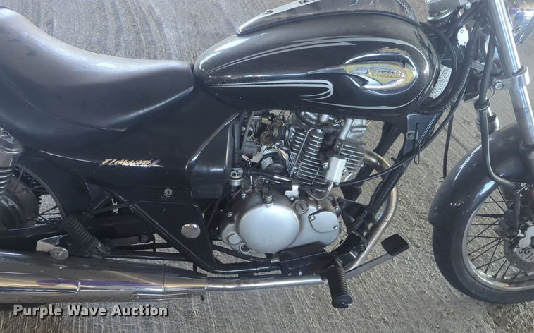 image for item EQ2127 2005 Kawsaki Eliminator motorcycle