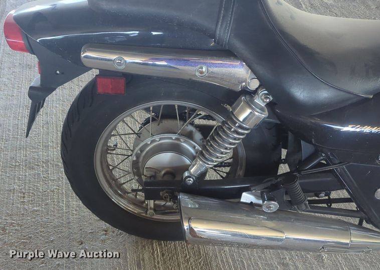 image for item EQ2127 2005 Kawsaki Eliminator motorcycle