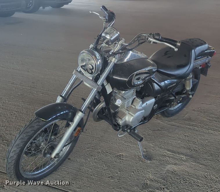 image for item EQ2128 2005 Kawasaki Eliminator motorcycle