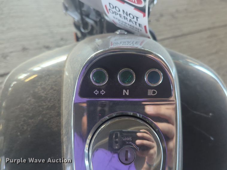 image for item EQ2128 2005 Kawasaki Eliminator motorcycle