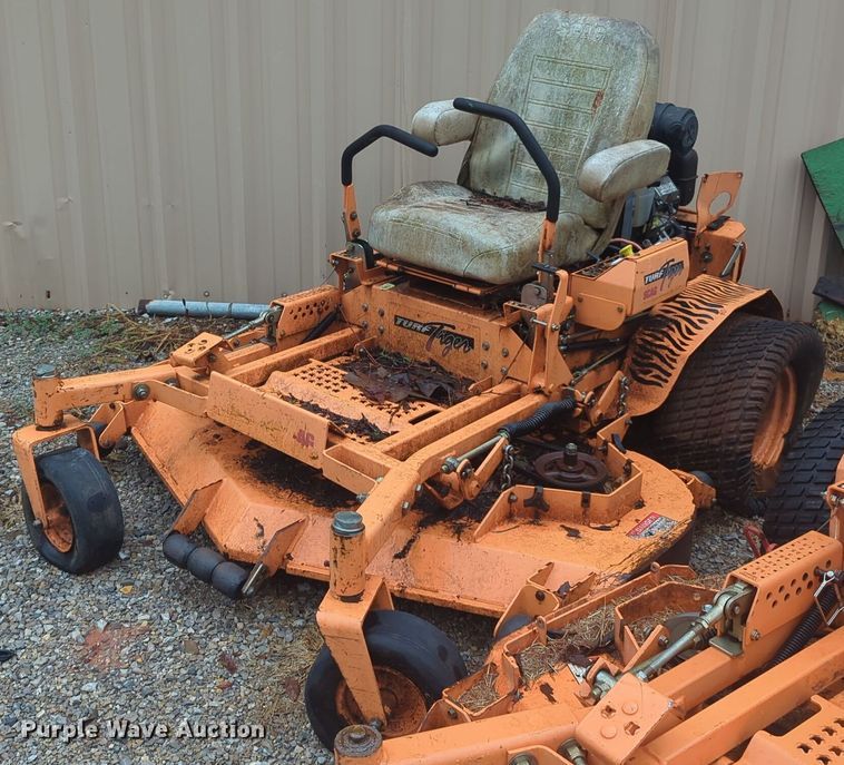 image for item EQ2202 Scag Turf Tiger ZTR lawn mower