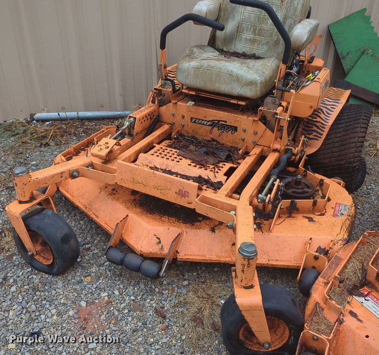 image for item EQ2202 Scag Turf Tiger ZTR lawn mower