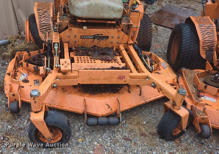 image for item EQ2202 Scag Turf Tiger ZTR lawn mower