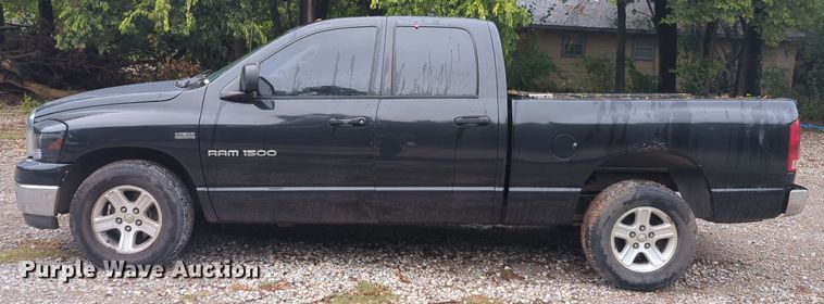 image for item EQ2204 2006 Dodge Ram 1500 Quad Cab pickup truck