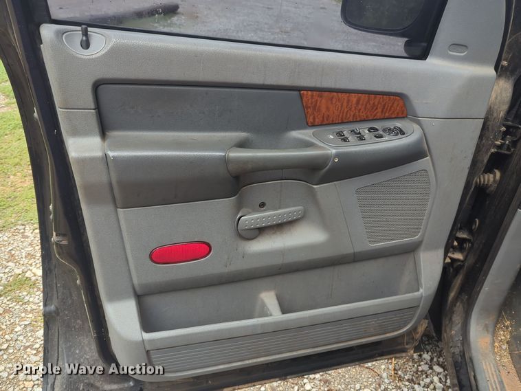 image for item EQ2204 2006 Dodge Ram 1500 Quad Cab pickup truck