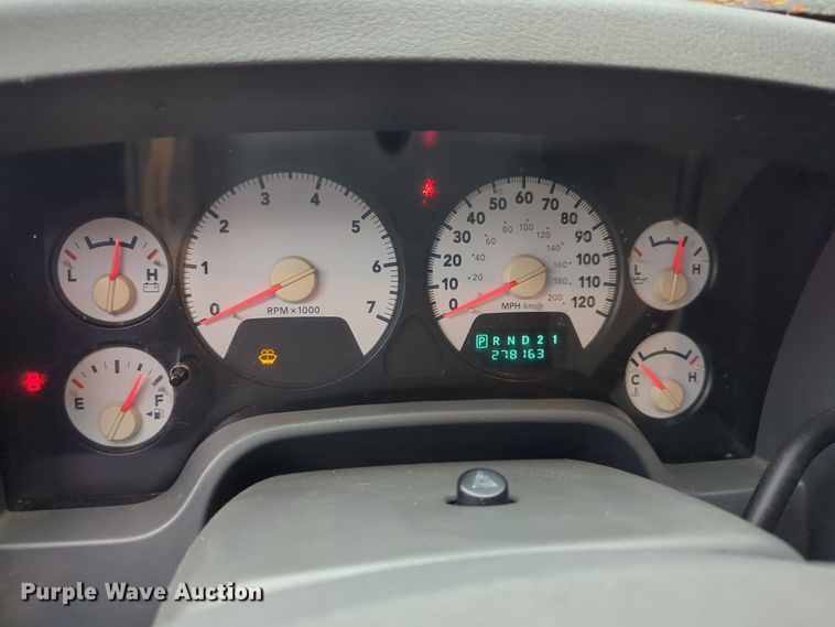 image for item EQ2204 2006 Dodge Ram 1500 Quad Cab pickup truck