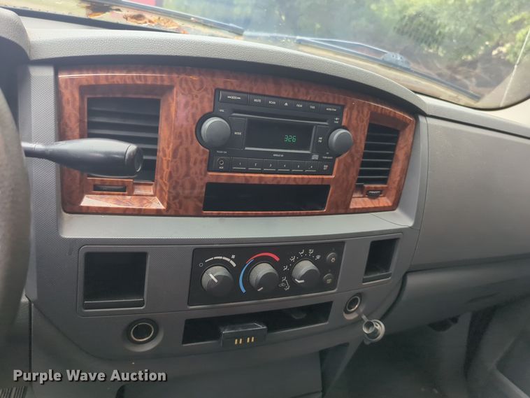 image for item EQ2204 2006 Dodge Ram 1500 Quad Cab pickup truck