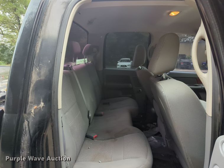 image for item EQ2204 2006 Dodge Ram 1500 Quad Cab pickup truck