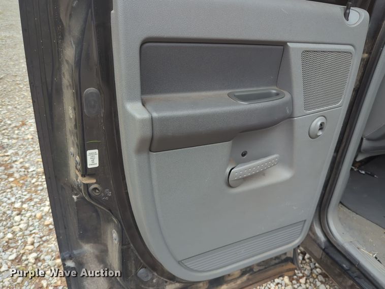 image for item EQ2204 2006 Dodge Ram 1500 Quad Cab pickup truck