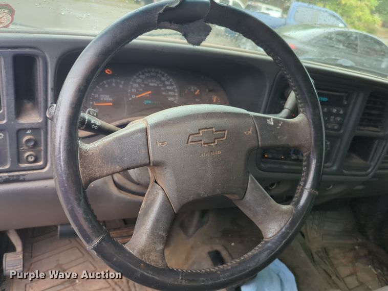 image for item EQ2207 2005 Chevrolet Silverado 1500 Ext. Cab pickup truck