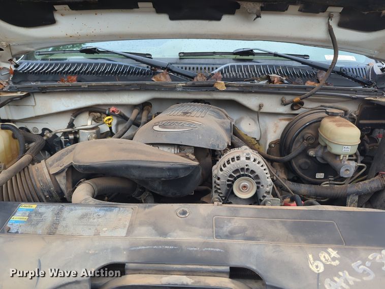 image for item EQ2207 2005 Chevrolet Silverado 1500 Ext. Cab pickup truck