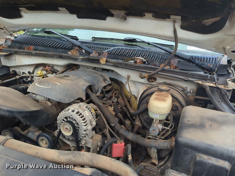 image for item EQ2207 2005 Chevrolet Silverado 1500 Ext. Cab pickup truck