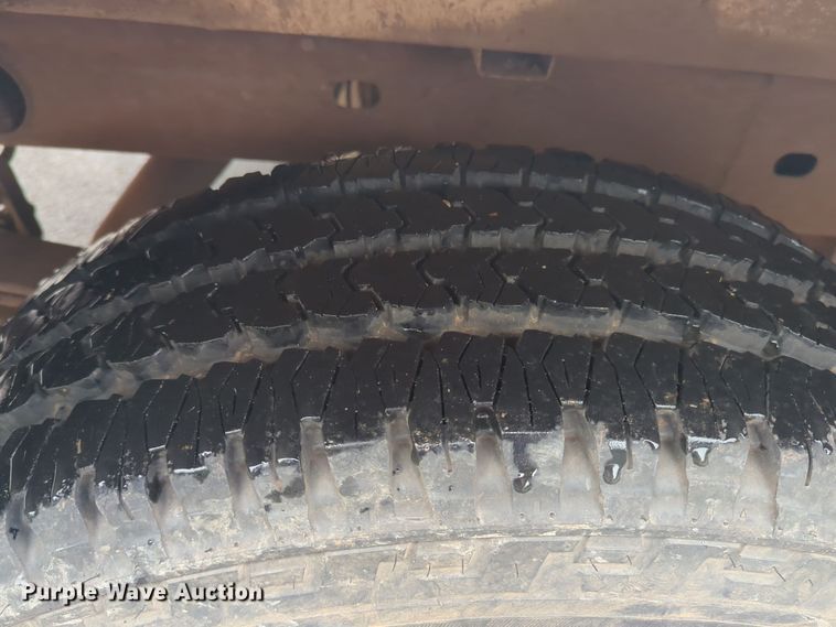 image for item EQ2207 2005 Chevrolet Silverado 1500 Ext. Cab pickup truck