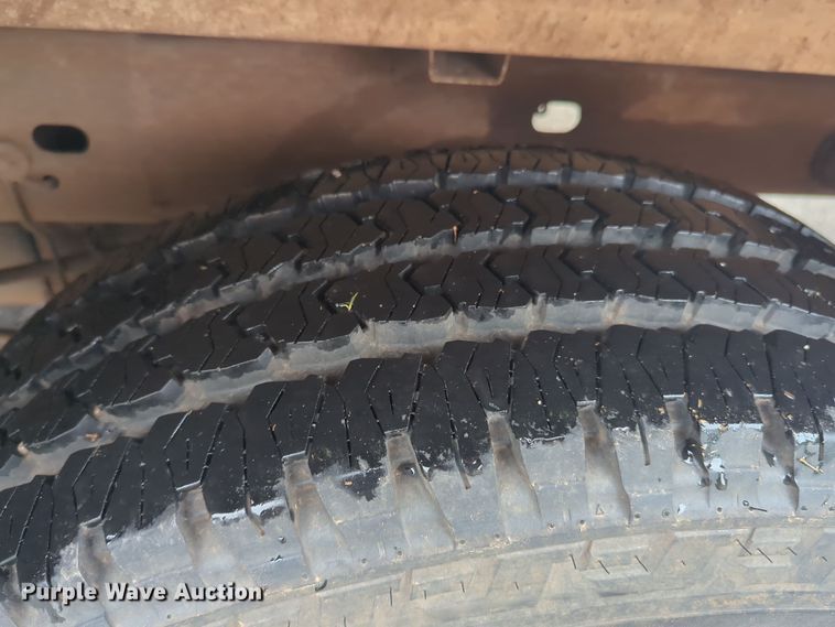 image for item EQ2207 2005 Chevrolet Silverado 1500 Ext. Cab pickup truck