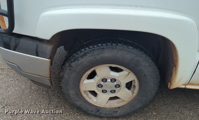 image for item EQ2207 2005 Chevrolet Silverado 1500 Ext. Cab pickup truck