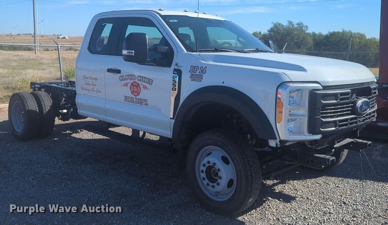 image for item EQ2213 2023 Ford  F550 truck cab and chassis