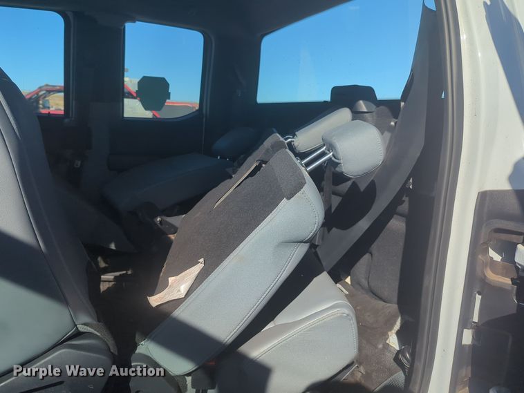 image for item EQ2213 2023 Ford  F550 truck cab and chassis