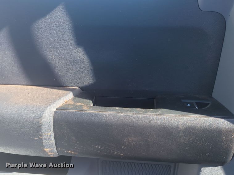 image for item EQ2213 2023 Ford  F550 truck cab and chassis