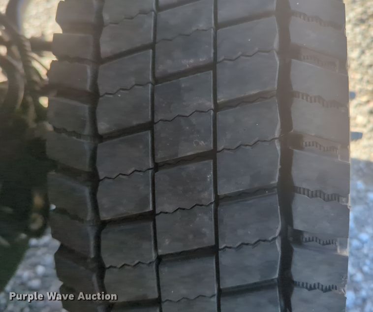 image for item EQ2213 2023 Ford  F550 truck cab and chassis