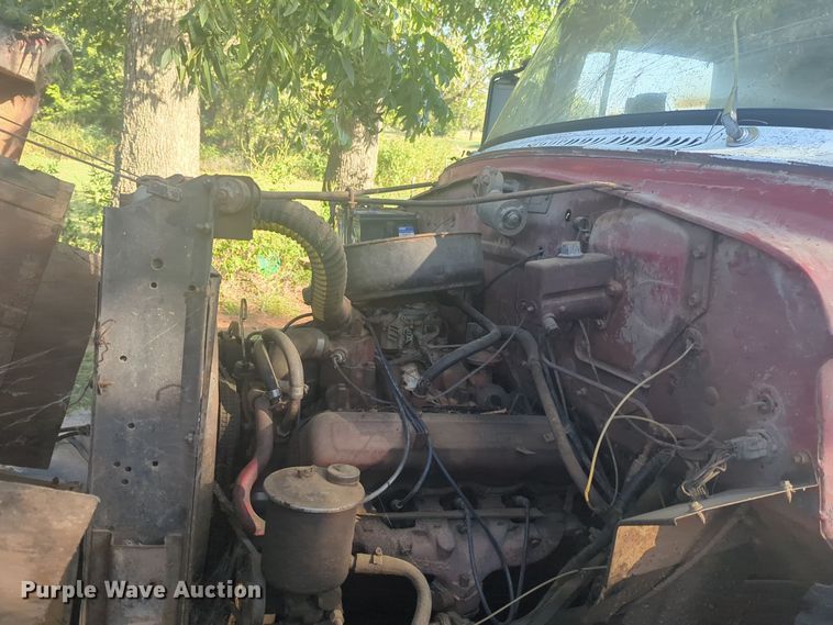 image for item EQ2270 1977 International Harvester Loadstar 1600  dump truck