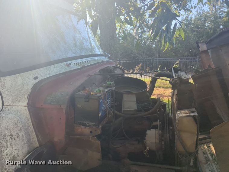 image for item EQ2270 1977 International Harvester Loadstar 1600  dump truck