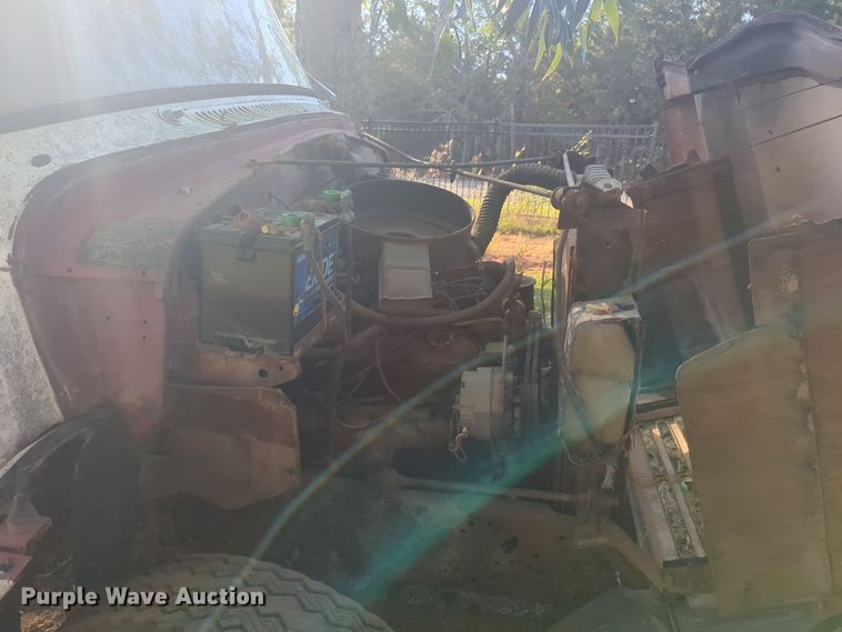 image for item EQ2270 1977 International Harvester Loadstar 1600  dump truck