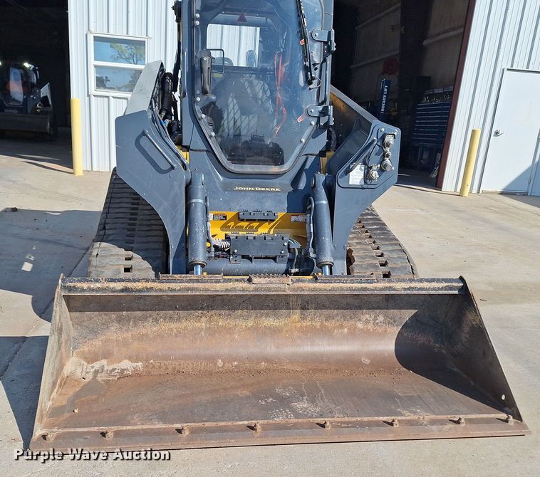image for item EQ2299 2021 John Deere 333G tracked skid steer loader