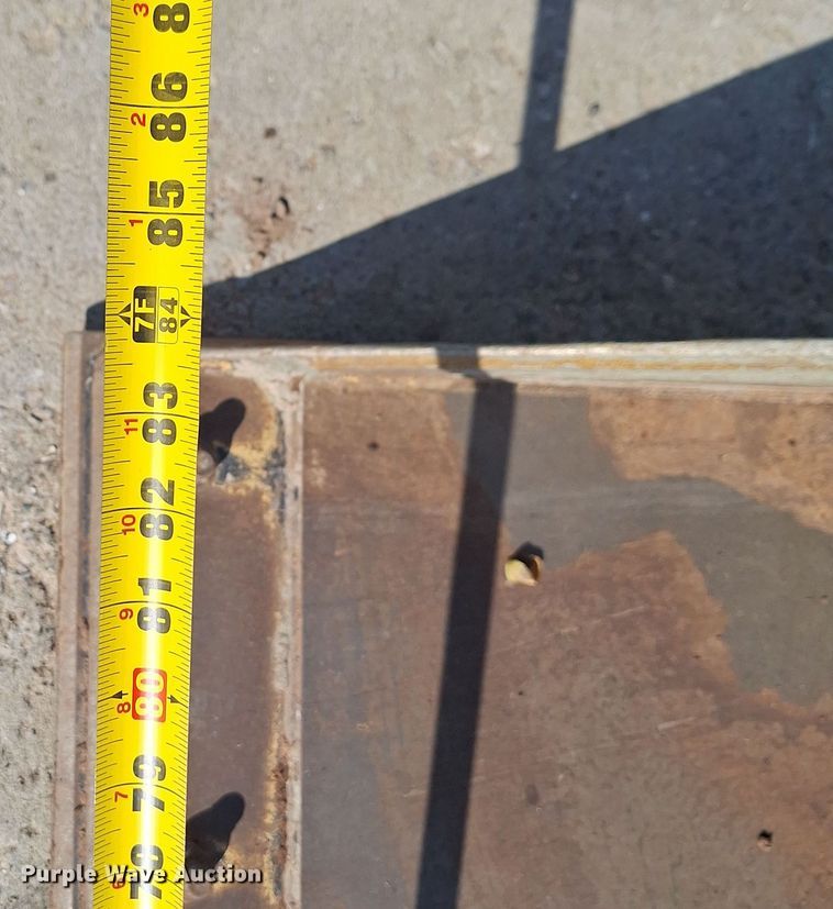 image for item EQ2299 2021 John Deere 333G tracked skid steer loader