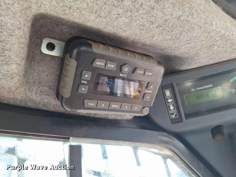 image for item EQ2299 2021 John Deere 333G tracked skid steer loader