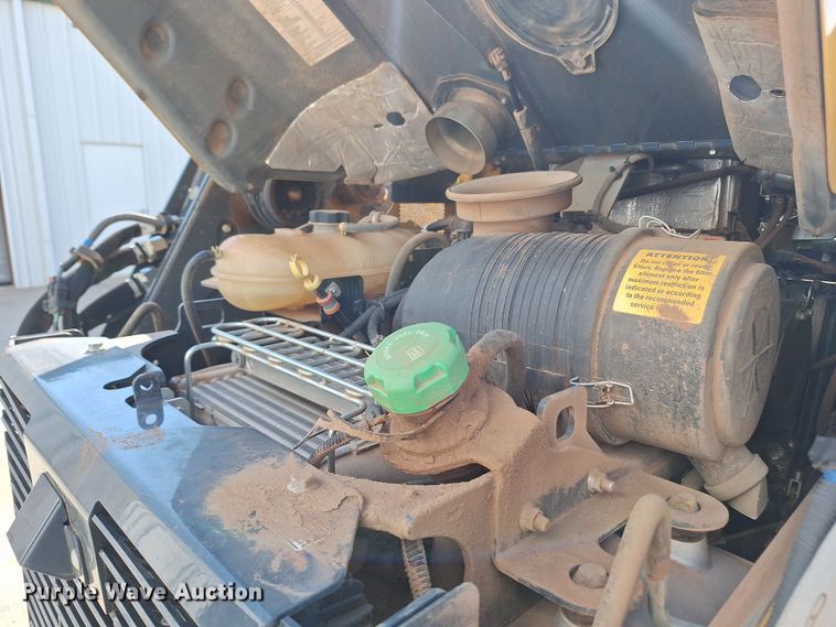 image for item EQ2299 2021 John Deere 333G tracked skid steer loader